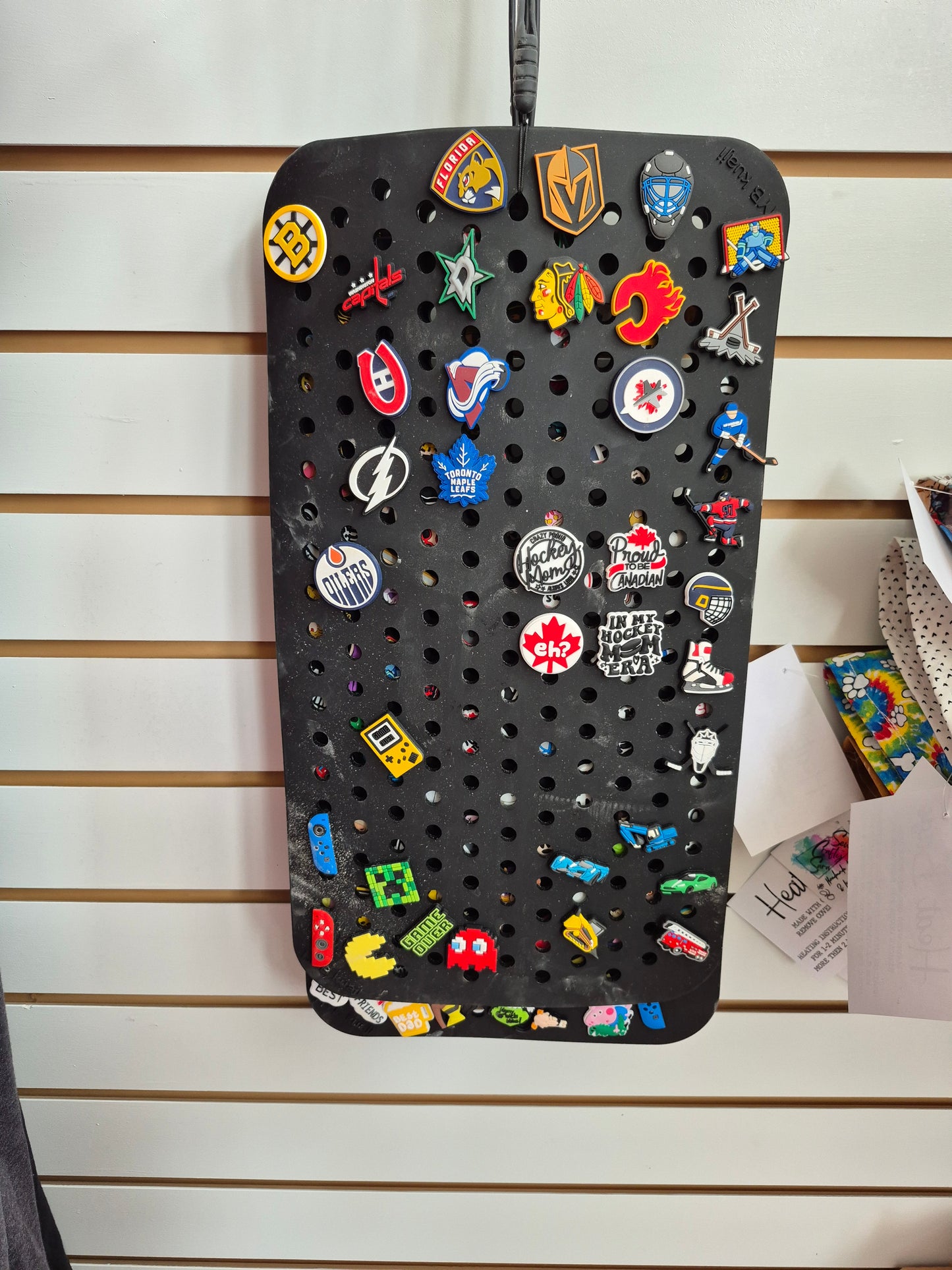 Croc charm mat