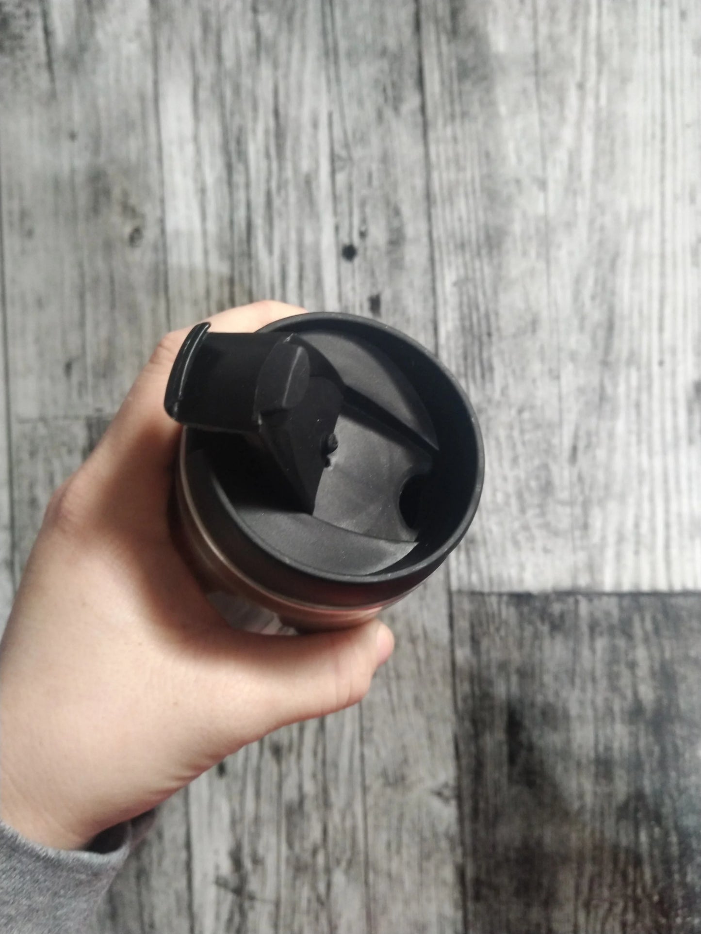 17oz silver flip top lip tumbler